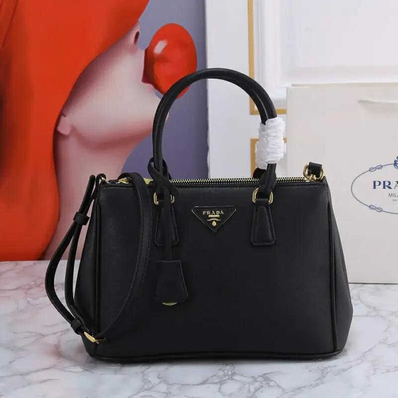 prada aaa qualite sac a main  pour femme s_11a372a